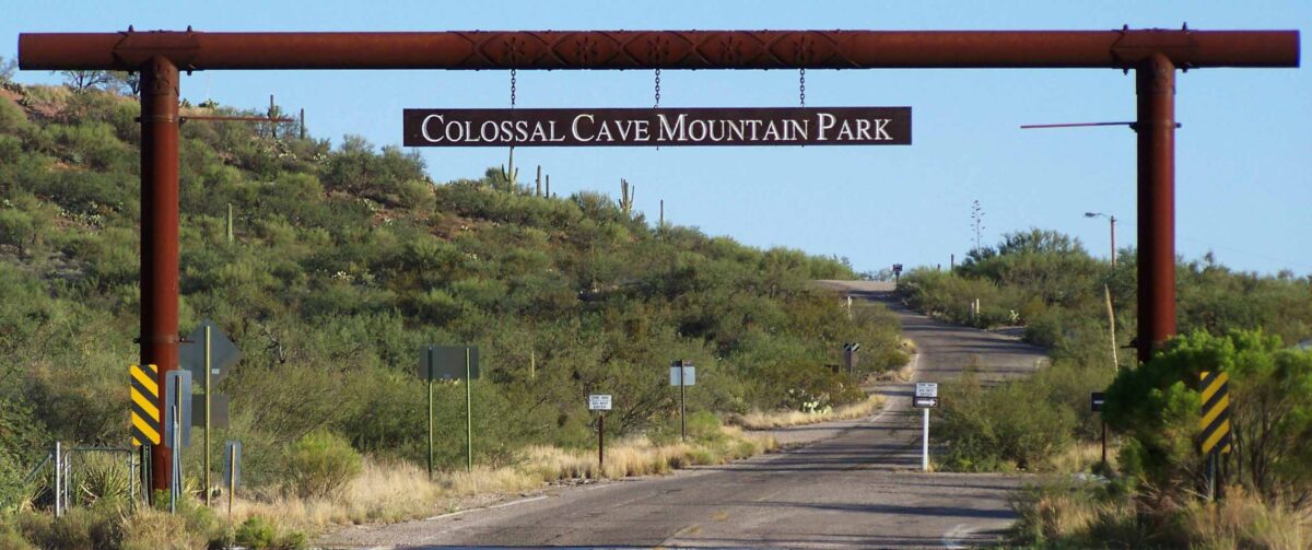 Colossal_Cave_Park_-_Entry